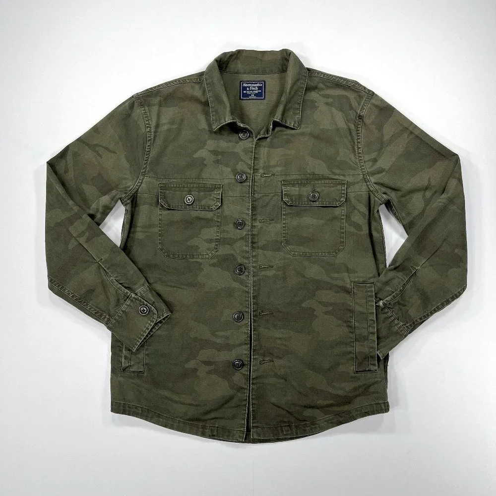 A&F Men's XS Military Shirt Jacket Army Green Camo Button Down Cotton Shacket - Picture 3 of 16